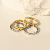 Mini schmale Breitband Mikro Zirkon Diamant Karo Kreuz kleinen Schwanz Ring 18 Karat Gold wasserdicht Edelstahl Ring Schmuck
