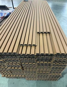 Tấm ốp ngoài trời WPC hiện đại - Chống ẩm, bảo hành 5 năm, thiết kế mô hình 3D dành cho thương mại - Product Image 1