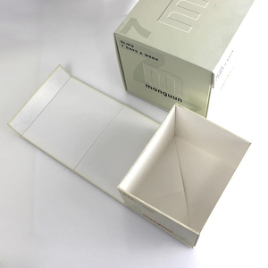 Boîtes rigides en carton recyclable pour emballer des sous-vêtements, des chaussettes, etc., avec fermeture magnétique, personnalisables, gaufrage mat - Product Image 4