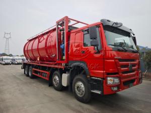Factory Sale Sinotruk Sewer Vacuum <b>Suction</b> & Jetting Truck, Euro 2 Export Customized, Multifunctional High Horsepower - Product Image 4