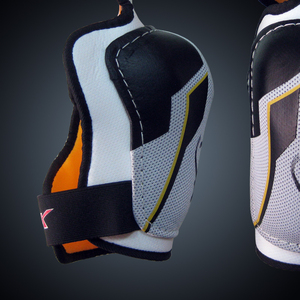 Équipement de protection pour les coudes pour les jeunes joueurs de hockey sur glace et de hockey sur roulettes pour enfants de 9 à 11 ans - Product Image 3