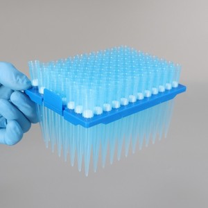 หัวปิเปต Yongyue Medical 1000ul พร้อมตัวกรอง กล่องสีน้ำเงิน อุปกรณ์สิ้นเปลืองสำหรับห้องปฏิบัติการแบบใช้แล้วทิ้ง - Product Image 3