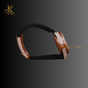 Reloj Moissanite Diamond de calidad superior diseñado con movimiento de cuarzo y acabado brillante ideal para ropa formal e informal - Product Image 6