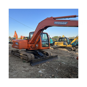 Excavatrice sur chenilles hydraulique d'occasion Doosan70 7 tonnes, moteur, boîte de vitesses, PLC, pompe, roulement d'origine Corée, modèle 2022 - Product Image 1