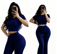 Ensemble deux pièces d'été pour femme, style européen et américain 2026, nouveau modèle, uni, coupe large, taille haute, effet galbant et moulant
