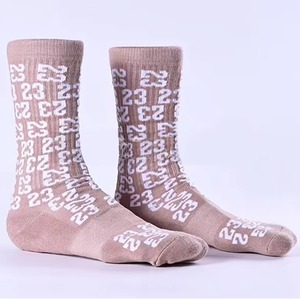 Mode Figure chaussette en Stock hommes et femmes unisexe athlétique coussin Jacquard Skate <span class=keywords><strong>basket</strong></span>-ball extérieur anti-dérapant respirant chaussettes - Product Image 1