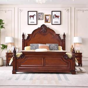 Esplendor real: cama de madera maciza con cabecero adornado en forma de arco, tallas exquisitas y columnas romanas para dormitorios lujosos - Product Image 2