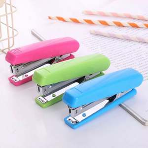 Engrapadora Profesional de Oficina, Estilo Básico, Manual, de Plástico, Cómoda, Tamaño Normal, para Escritorio, Capacidad para 50 Piezas de Papel, Capacidad para 20 Hojas - Product Image 4