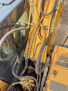 Excavateur à roue utilisé de couleur jaune utilisé Hyundai210-7 en vente avec des prix bon marché - Product Image 6