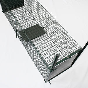 Piège à animaux vivants en métal pliable pour usage agricole pour capturer les écureuils, les renards, les lapins et les rats, haute performance et emballé en boîte - Product Image 2