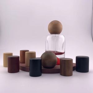 Vari Coperchi Intelligenti Personalizzati da 15mm per Tappi di Profumo in Plastica a Forma di Sfera, Misure Personalizzate Disponibili - Product Image 1