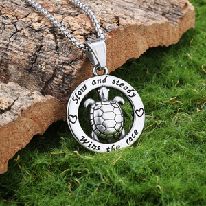 Vente en gros de bijoux tortues en acier inoxydable Collier en acier inoxydable pour hommes collier de bijoux <span class=keywords><strong>la</strong></span> course <span class=keywords><strong>tortue</strong></span> <span class=keywords><strong>et</strong></span> lièvre - Product Image 6