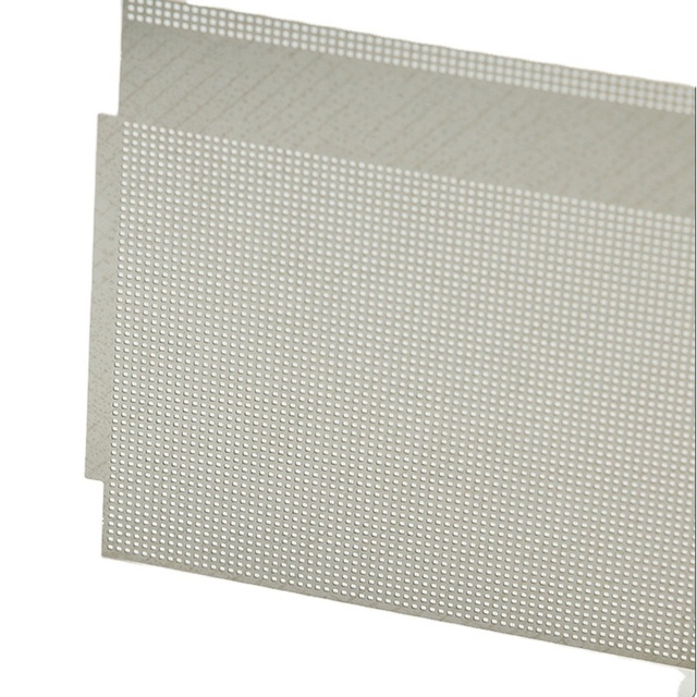 China Etching Perforated Metal Sheets to Filter, Sort, Separate, and Strain Liquids or Dry Materials