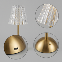 Lampe d'ambiance esthétique à projection d'ombres, lampe d'appoint prismatique sans fil pour la décoration de réceptions de mariage, lampe de table pour hôtels de charme