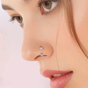 Anneau de <span class=keywords><strong>piercing</strong></span> fer à cheval en acier inoxydable 316L avec zircone cubique sertie à <span class=keywords><strong>double</strong></span> griffe, barbell incurvé pour nez, lèvre, <span class=keywords><strong>tragus</strong></span> et hélix - Product Image 2