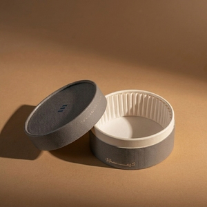 Nouvelle Moule Cylindrique Tendance Personnalisable pour Pâtisserie, avec Paroi en Papier sulfurisé Ondulé Antiadhésif, Plateau Tout-en-un pour Panettone - Product Image 1