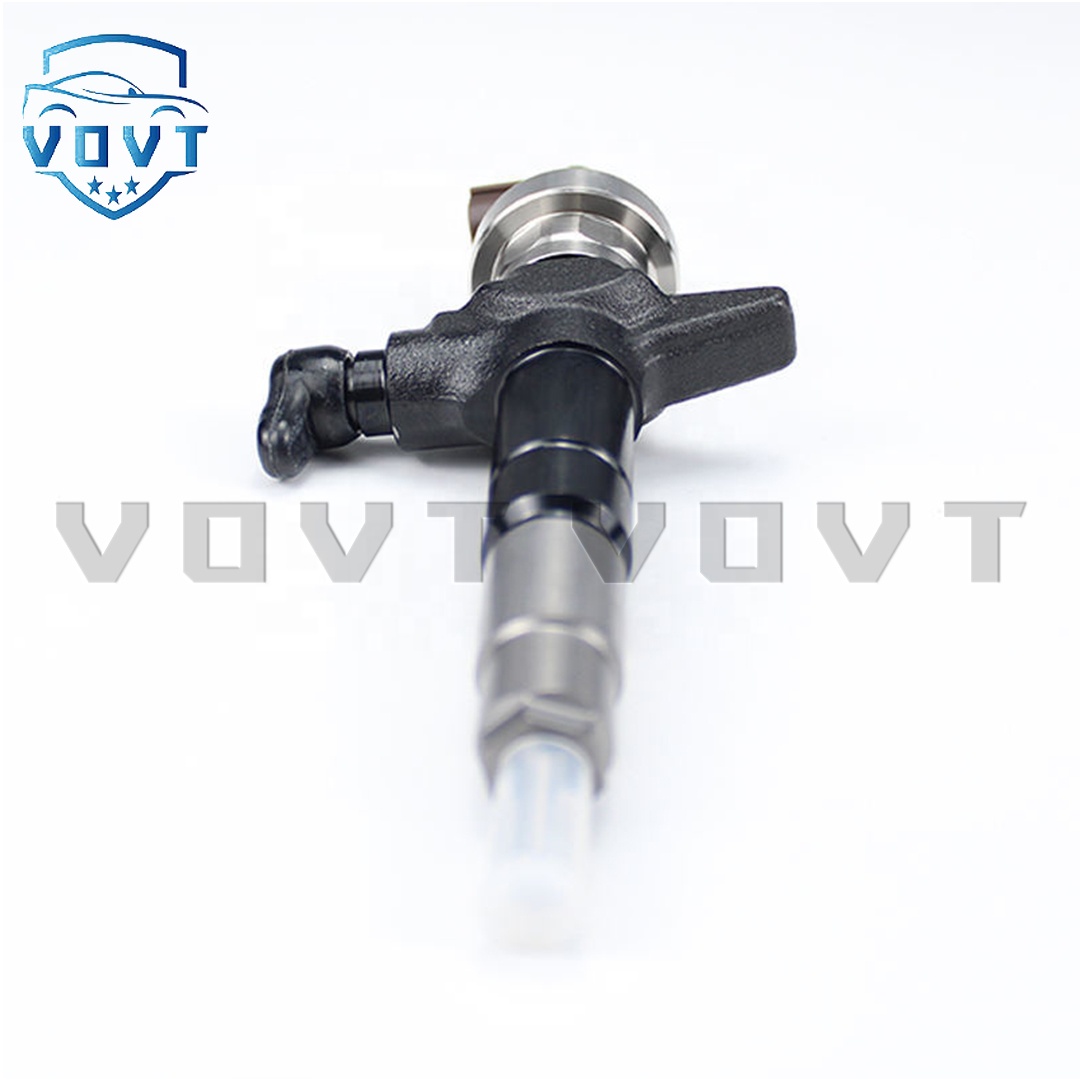 High Quality New Fuel Injector 095000-6100 for Engine 4JJ1 Diesel Injector