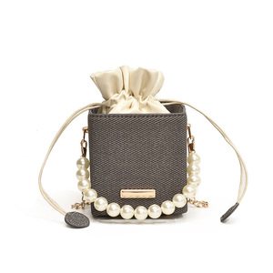Korean-style <strong>Pearl</strong> <strong>Handbag</strong> Women's 2024 New Autumn Shoulder Crossbody Bag High-end Fashionable All-match Bucket Bag Drawstring - Product Image 5