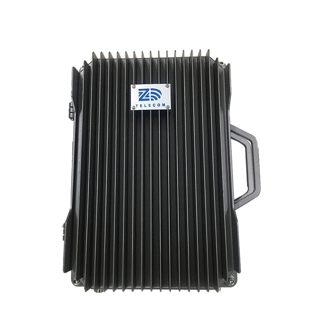 DCS WCDMA 4G Signal Booster 43dB Line Amplifier Repeater for Frequencies 1710-1785Mhz 1920-1980MHz 2110-2170MHz for RU Regions