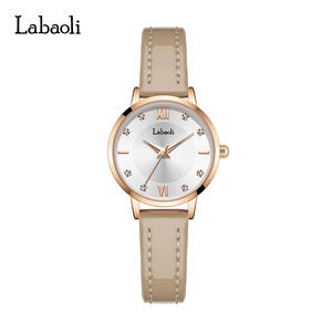 Relojes de mujer sofisticados con diseño elegante y un toque de lujo Venta al por mayor de relojes de cuarzo con correa de cuero de alto valor - Product Image 6