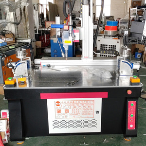 เครื่องเชื่อมไฟเบอร์เลเซอร์แบบโต๊ะอัตโนมัติ CNC ความถี่ 1064 นาโนเมตร สำหรับเชื่อมโลหะด้วยพัลส์ ความแม่นยำสูง - Product Image 3