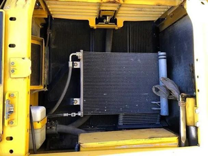 Excavadora Komatsu pc200 usada bien mantenida, excavadora Komatsu pc200 usada con gran descuento para la venta - Product Image 6