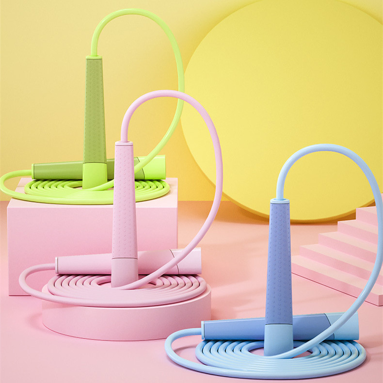 Высокое качество индивидуальный логотип высокоскоростная регулируемая ручка утяжеленная легкая атлетика Фитнес взрослые дети ПВХ скакалка