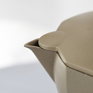 Cafetière Moka Express 6 tasses Percolateur en métal pour cuisinière à espresso avec couvercle Cafetière Moka Pot - Product Image 4