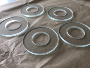 Plateau <span class=keywords><strong>plat</strong></span> en verre borosilicate de 220x220x2mm d'épaisseur avec <span class=keywords><strong>bord</strong></span> poli pour imprimante 3D lit chauffant OEM - Product Image 2