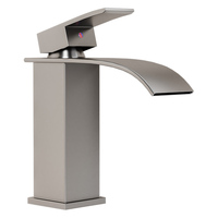 Wastafel kamar mandi Modern pegangan tunggal, mikser air panas dingin meja rias lubang tunggal Stainless