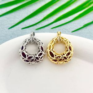 Pendentifs ronds creux plaqués cuivre, design géométrique, pour la fabrication de colliers, style Yiwu Printemps 2025, apprêts de bijouterie tendance - Product Image 2