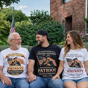 Camiseta Descendant Of A Patriot, 250.º aniversario de EE. UU., 1776 2026, camiseta personalizada para hombre, camiseta de algodón de manga corta - Product Image 1