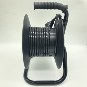 Cable de extensión Schuko de tipo europeo, toma de corriente retráctil de 4 vías de Alemania, carrete de Cable de tubo con resistente al agua - Product Image 2