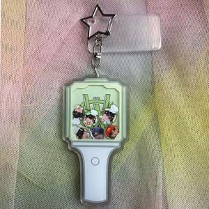 สินค้าขายส่งเคป๊อป Sk Twice Gd Exo พว<span class=keywords><strong>ง</strong></span>กุญแจอะ<span class=keywords><strong>ค</strong></span>ริลิ<span class=keywords><strong>ค</strong></span>รูปไฟแช็กการ์ตูนสอ<span class=keywords><strong>ง</strong></span>ด้านแบบเขย่า มีขอ<span class=keywords><strong>ง</strong></span>สะสมจำนวนมาก - Product Image 4