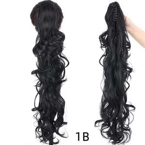 ผมหางม้าสังเคราะห์ยาวสำหรับผู้หญิง Aosiwig น้ำหนัก 140 กรัม ผมหยิกพร้อมคลิปหนีบสำหรับผมยาว - Product Image 4