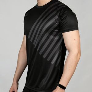 เสื้อยืดซับลิเมชั่นผู้ชายใส่สบาย ผลิตจากผ้าโพลีเอสเตอร์ระบายอากาศได้ดี เหมาะสำหรับชุดกีฬาและเสื้อผ้าส่งเสริมการขาย - Product Image 2
