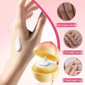 Crème pour les mains apaisante au lait et à la pêche SADOER, hydrate et prévient la sécheresse, adoucit les peaux mortes et protège la peau - Product Image 3