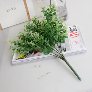 Eucalyptus verts artificiels <span class=keywords><strong>en</strong></span> <span class=keywords><strong>plastique</strong></span>, 1 pièce, fausses plantes ornementales pour arrangement de fleurs, vente <span class=keywords><strong>en</strong></span> gros - Product Image 3
