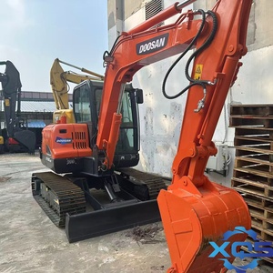 Mini-excavatrice Doosan DX60 d'occasion de haute qualité, 6 tonnes, modèle 2022, avec moteur, boîte de vitesses, pompe hydraulique et composants d'origine - Product Image 1