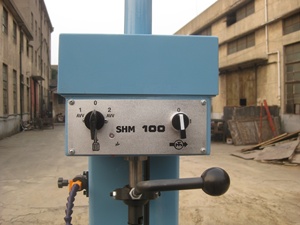 Machine de réparation de cylindres portative SBM100 pour la réparation de moteurs, le rodage de motos et le rodage vertical de petits cylindres de moto - Product Image 6