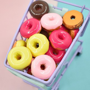 NUEVO - Cabujones Decorativos de 25MM con Forma de Donut Kawaii para Manualidades y Decoración de Scrapbooking - Product Image 4