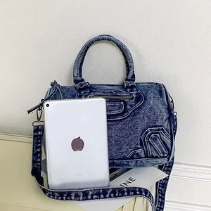 2025 nuova <span class=keywords><strong>borsa</strong></span> Vintage in Denim Boston <span class=keywords><strong>borsa</strong></span> <span class=keywords><strong>a</strong></span> <span class=keywords><strong>tracolla</strong></span> portatile di <span class=keywords><strong>grande</strong></span> capacità da <span class=keywords><strong>donna</strong></span> con cerniera Patchwork da viaggio - Product Image 5