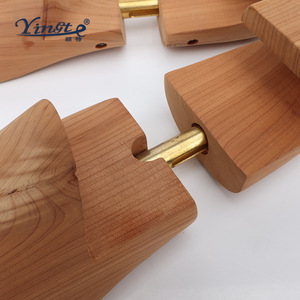 Embauchoirs en bois massif Yinste, taille réglable, pour façonner et élargir les chaussures - Product Image 1