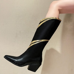 Botas de tacón de cuña grueso de nubuck para mujer, talla grande 46, estilo vaquero, con parte superior en V hasta la rodilla, punta puntiaguda, zapatos de invierno occidentales. - Product Image 1