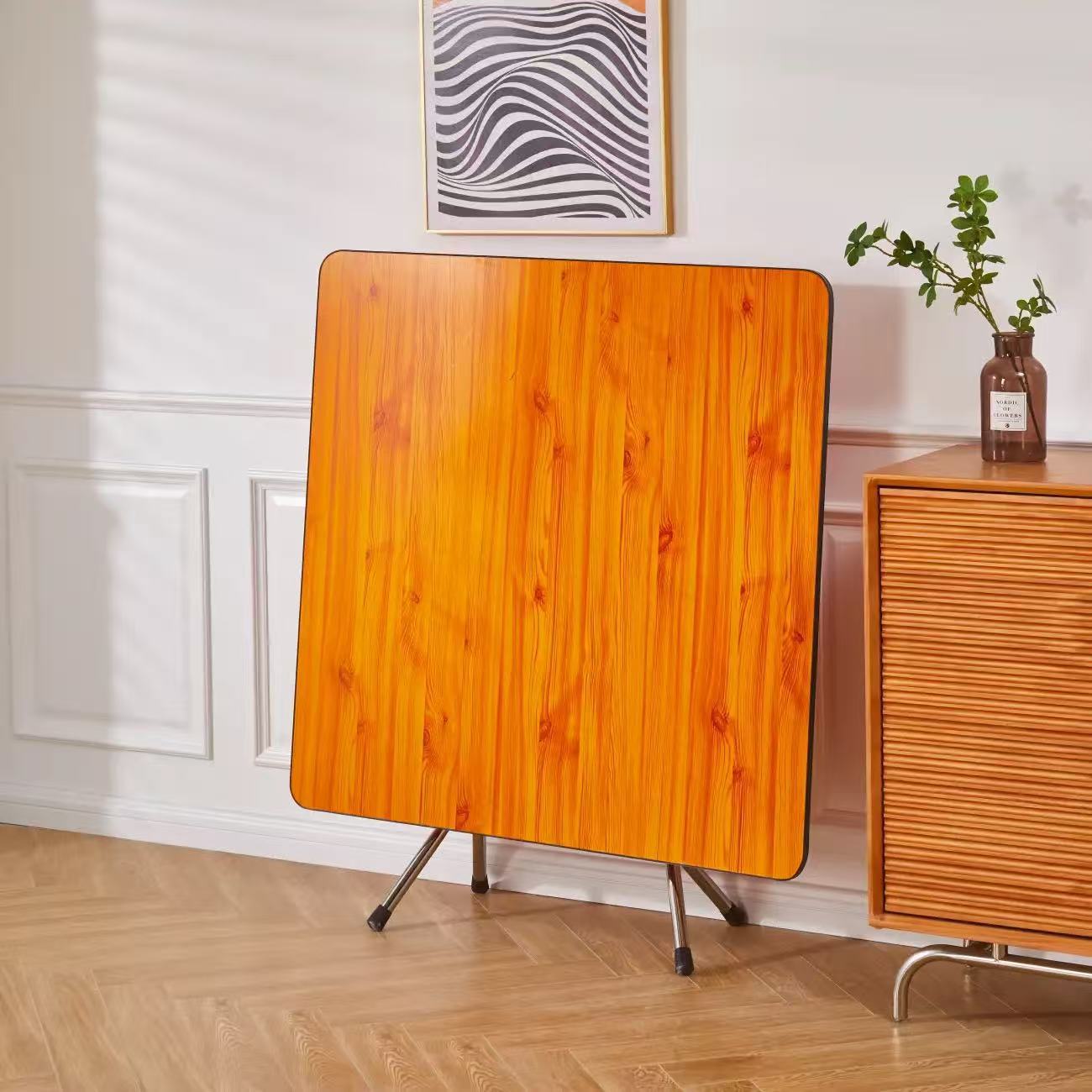 Couleur noyer + qualité premium (table carrée 80cm)