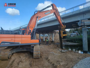 サイドグリップバイブロハンマーAT75B 40-50トン掘削機搭載 - Product Image 5