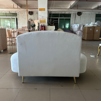 Canapé lounge de mariage en velours blanc, chaise longue incurvée moderne, pieds en métal doré pour cérémonie de mariage, hôtel, gala, mobilier de réception
