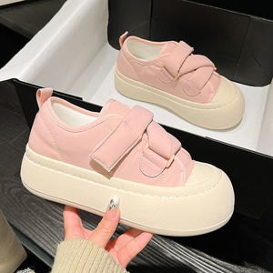 2025 nuevos zapatos de Punta Grande con velcro rosa para mujer, zapatos de pan de suela gruesa para primavera y verano, versátiles y finos - Product Image 1