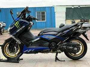 <span class=keywords><strong>Scooter</strong></span> Yamaha TMAX530 d'<span class=keywords><strong>occasion</strong></span> 530cc essence ABS TCS YCC-T Accélérateur Faible Kilométrage Carénages d'origine Tableau de bord TFT >180km/h Global - Product Image 3