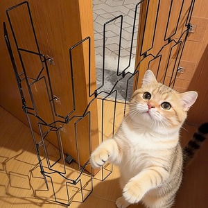 Nouvelle barrière métallique rétractable transfrontalière pour animaux de compagnie, porte pour chat, barrière de sécurité pour enfants, garde-corps d'escalier domestique, clôture pour chien - Product Image 6